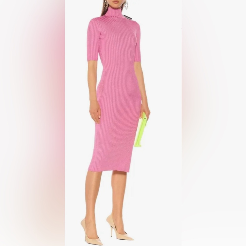Balenciaga Pink Ribbed Knitwear